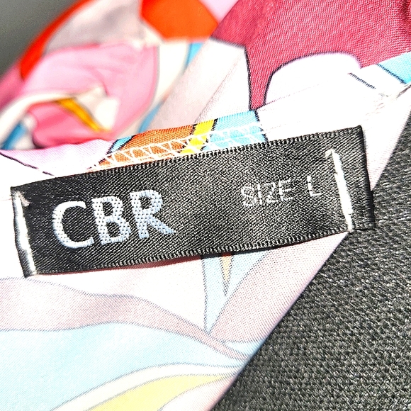 Vibrant Color Short Set - Picture 6 of 6